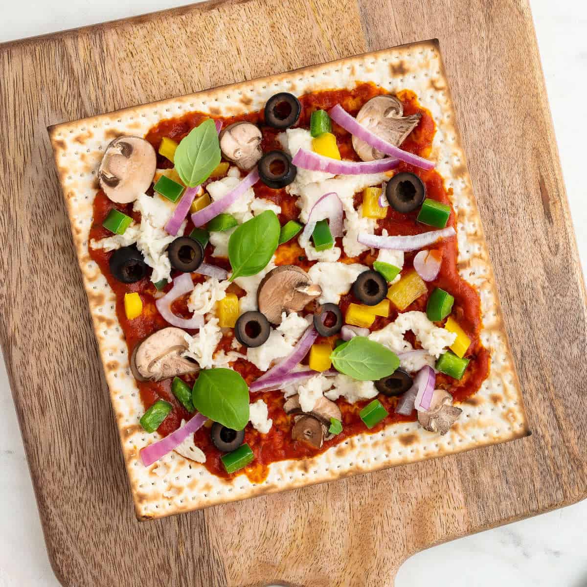 Vegan Matzah pizza
