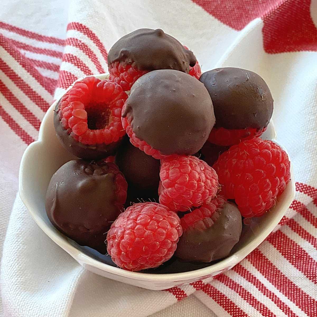 frozen chocolate covered raspberries