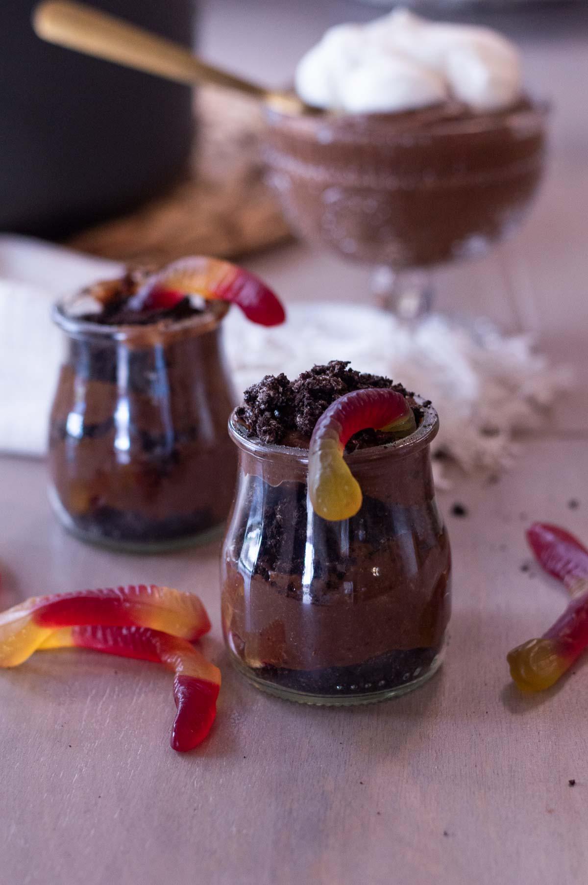 Halloween Worms in Dirt Recipe in jars with gummy worms