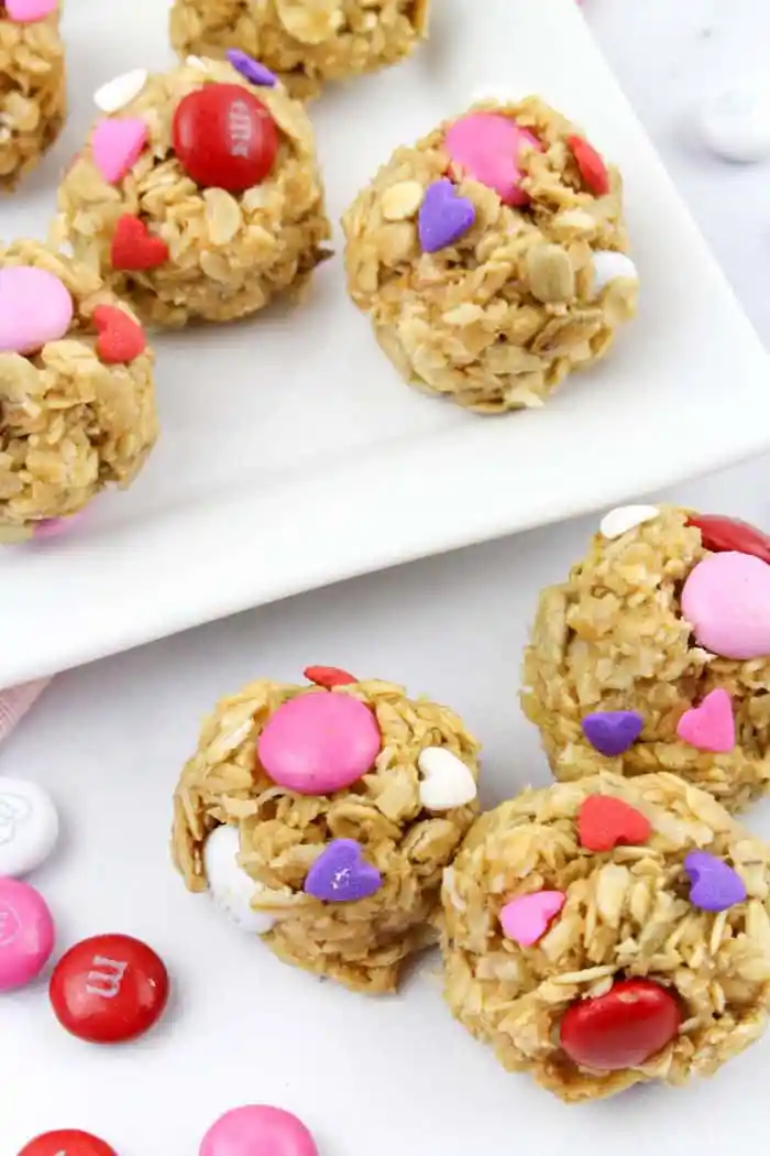 Valentine's day snack bites. Little oatmeal balls with M&Ms and heart sprinkles
