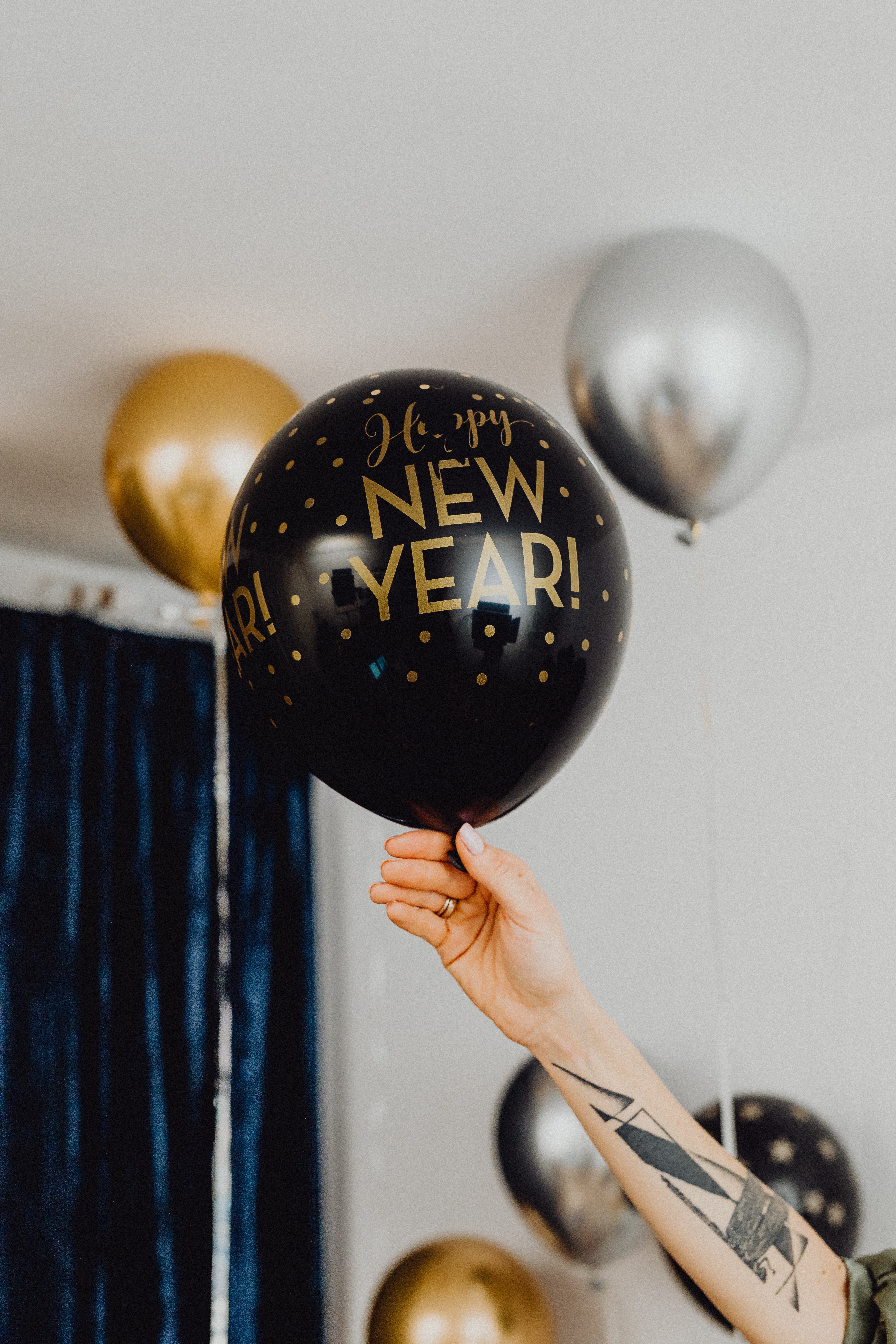 new years even balloon