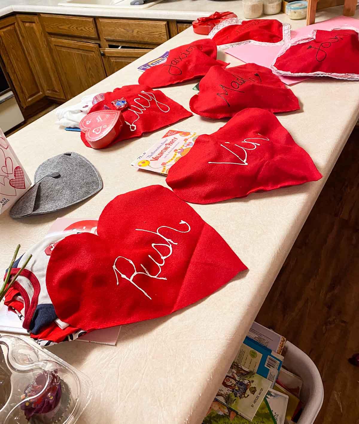 Felt Valentine Hearts Tradition stuffed with gifts